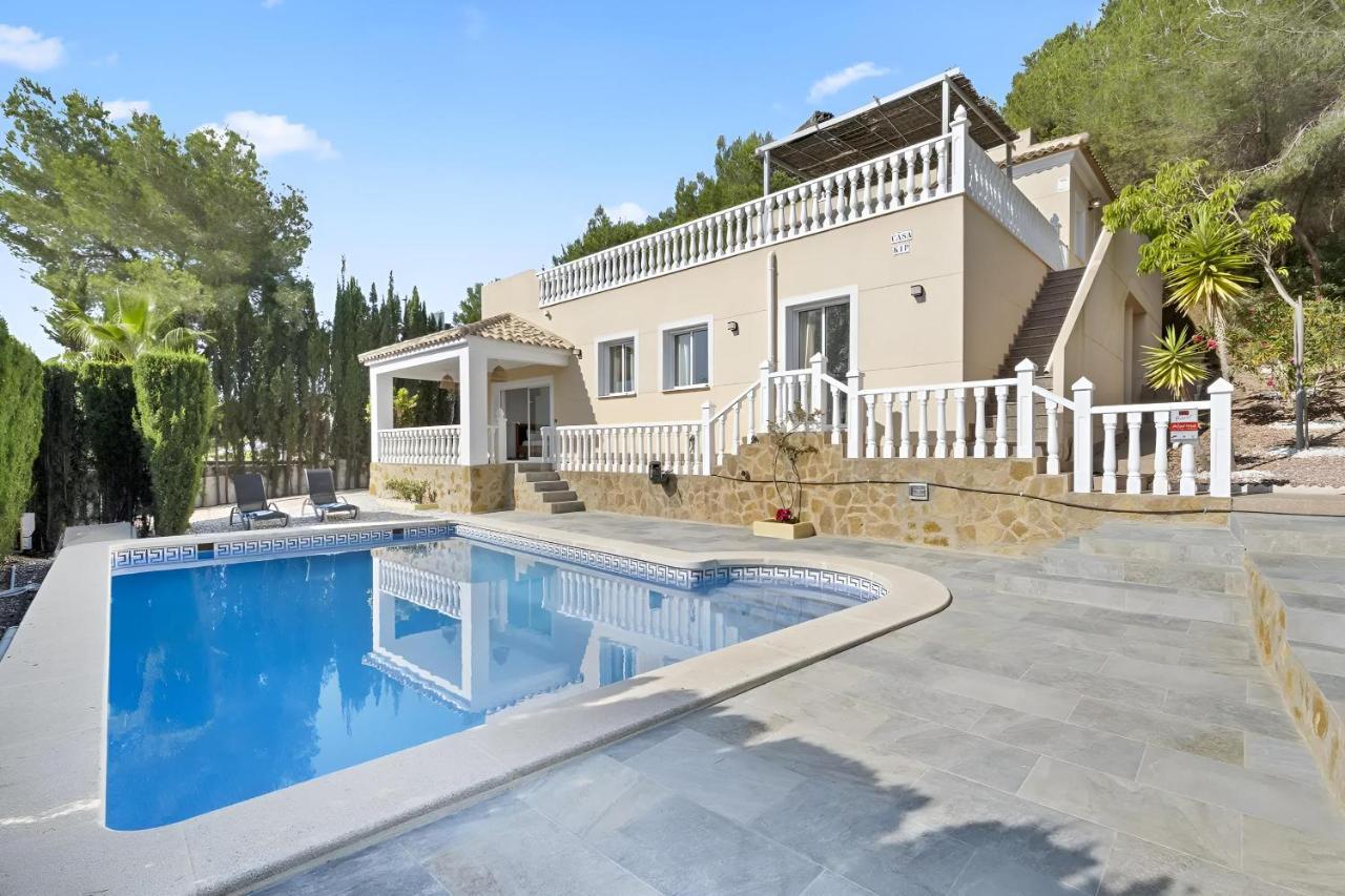 Villa Kip, Private Pool & Jacuzzi Surrounded By Nature Pinar de Campoverde Exterior foto